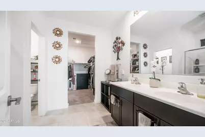 3918 S 90th Lane, Tolleson, AZ 85353 - Photo 7