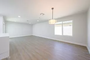 11202 N 43rd Dr, Glendale, AZ 85304 - Photo 7