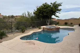 8648 W Rowel Rd, Peoria, AZ 85383 - Photo 5