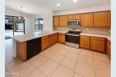 24857 W Hacienda Avenue, Buckeye, AZ 85326 - Photo 9