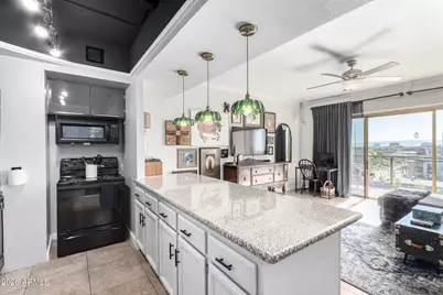 4750 N Central Avenue #8B, Phoenix, AZ 85012 - Photo 9