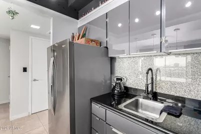 4750 N Central Avenue #8B, Phoenix, AZ 85012 - Photo 11