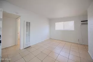 903 S Kenwood Cir, Tempe, AZ 85281 - Photo 9