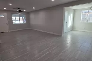 5721 W Cheery Lynn Rd, Phoenix, AZ 85031 - Photo 7