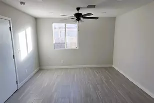 5721 W Cheery Lynn Rd, Phoenix, AZ 85031 - Photo 9