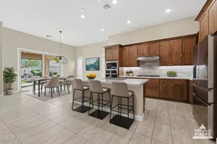 2571 N 169th Dr, Goodyear, AZ 85395 - Photo 9