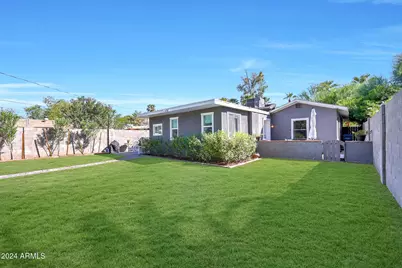 2230 E Clarendon Avenue, Phoenix, AZ 85016 - Photo 39