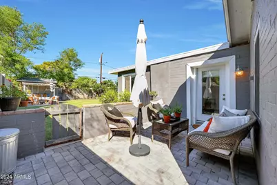 2230 E Clarendon Avenue, Phoenix, AZ 85016 - Photo 31