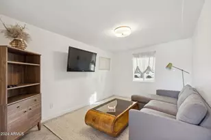 2230 E Clarendon Ave, Phoenix, AZ 85016 - Photo 13