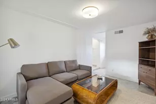 2230 E Clarendon Ave, Phoenix, AZ 85016 - Photo 15