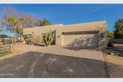 7802 W Orangewood Avenue, Glendale, AZ 85303 - Photo 3