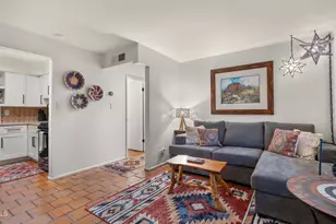 6950 E Earll Dr, Scottsdale, AZ 85251 - Photo 23