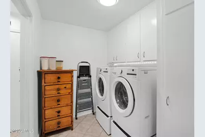 10712 W Camelot Circle, Sun City, AZ 85351 - Photo 15