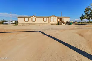 1236 W Judd Rd, San Tan Valley, AZ 85144 - Photo 1