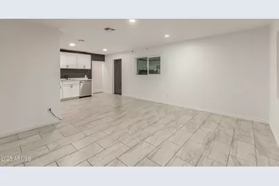 6025 S 13th Street, Phoenix, AZ 85042 - Photo 15