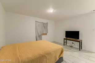 6025 S 13th St, Phoenix, AZ 85042 - Photo 29