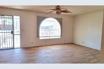 8350 E Lakeview Avenue, Mesa, AZ 85209 - Photo 3