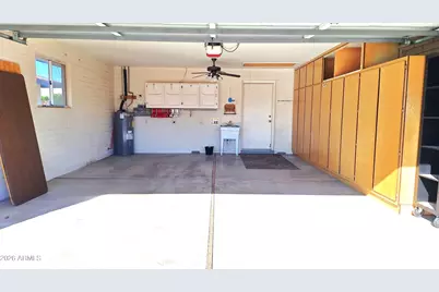 8350 E Lakeview Avenue, Mesa, AZ 85209 - Photo 17