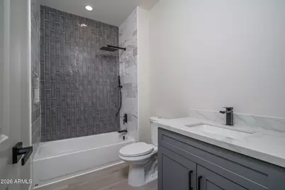 2601 E Clarendon Avenue #2, Phoenix, AZ 85016 - Photo 7