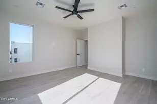 2601 E Clarendon Ave, Phoenix, AZ 85016 - Photo 5