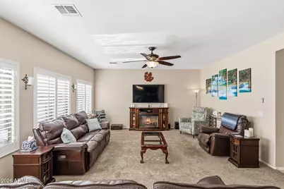 17837 W Watson Lane, Surprise, AZ 85388 - Photo 15