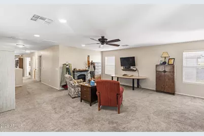 17837 W Watson Lane, Surprise, AZ 85388 - Photo 45