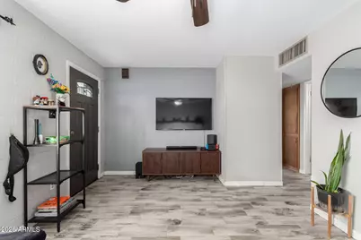 514 S Standage --, Mesa, AZ 85202 - Photo 7