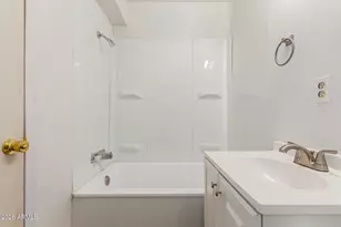 4605 S Priest Dr, Tempe, AZ 85282 - Photo 21