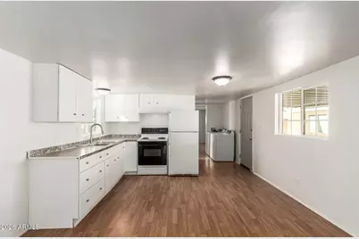 4605 S Priest Drive #203, Tempe, AZ 85282 - Photo 1