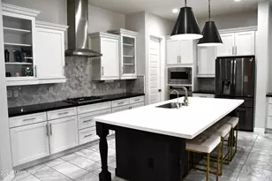 4522 E Vista Bonita Dr, Phoenix, AZ 85050 - Photo 7