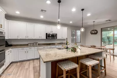 15603 W Jenan Drive, Surprise, AZ 85379 - Photo 9