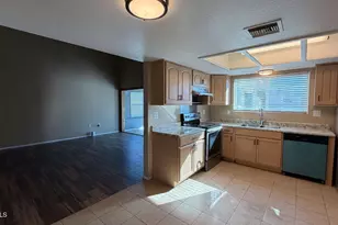 2423 E Maryland Dr, Tempe, AZ 85288 - Photo 11