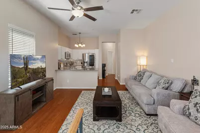 927 W Wendy Way, Gilbert, AZ 85233 - Photo 5