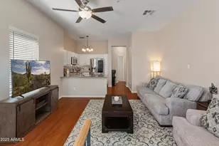 927 W Wendy Way, Gilbert, AZ 85233 - Photo 5