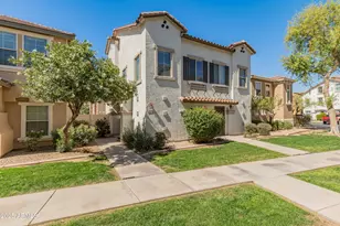 927 W Wendy Way, Gilbert, AZ 85233 - Photo 1