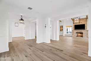 4716 N Dromedary Rd, Phoenix, AZ 85018 - Photo 11