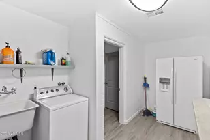 610 E Estevan Ave, Apache Junction, AZ 85119 - Photo 29