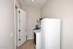 2048 E Park View Ln, Phoenix, AZ 85024 - Photo 25