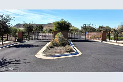 2048 E Park View Lane, Phoenix, AZ 85024 - Photo 5