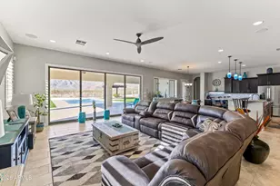 8424 N 194th Dr, Waddell, AZ 85355 - Photo 11