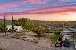 4015 N Pine Dr, Rimrock, AZ 86335 - Photo 1