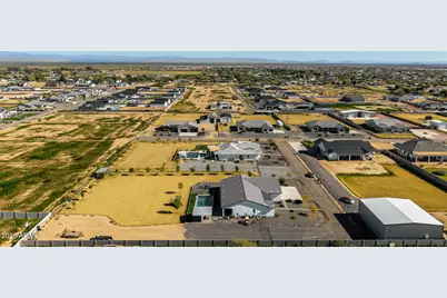 35478 N Fieldview Drive, San Tan Valley, AZ 85140 - Photo 5