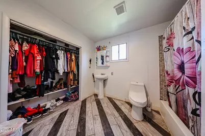 8223 S Calle Azteca --, Guadalupe, AZ 85283 - Photo 17