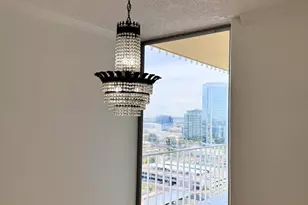 207 W Clarendon Ave, Phoenix, AZ 85013 - Photo 11