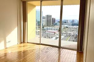 207 W Clarendon Ave, Phoenix, AZ 85013 - Photo 27