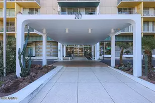 207 W Clarendon Ave, Phoenix, AZ 85013 - Photo 37