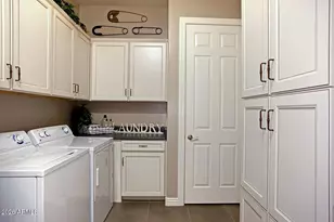 3739 E Enrose St, Mesa, AZ 85205 - Photo 37