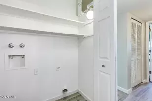 2 E Loma Ln, Phoenix, AZ 85020 - Photo 23