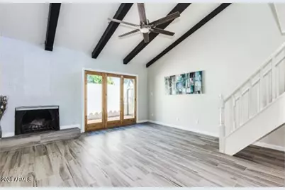 2 E Loma Lane, Phoenix, AZ 85020 - Photo 9