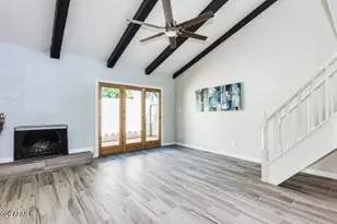 2 E Loma Ln, Phoenix, AZ 85020 - Photo 9